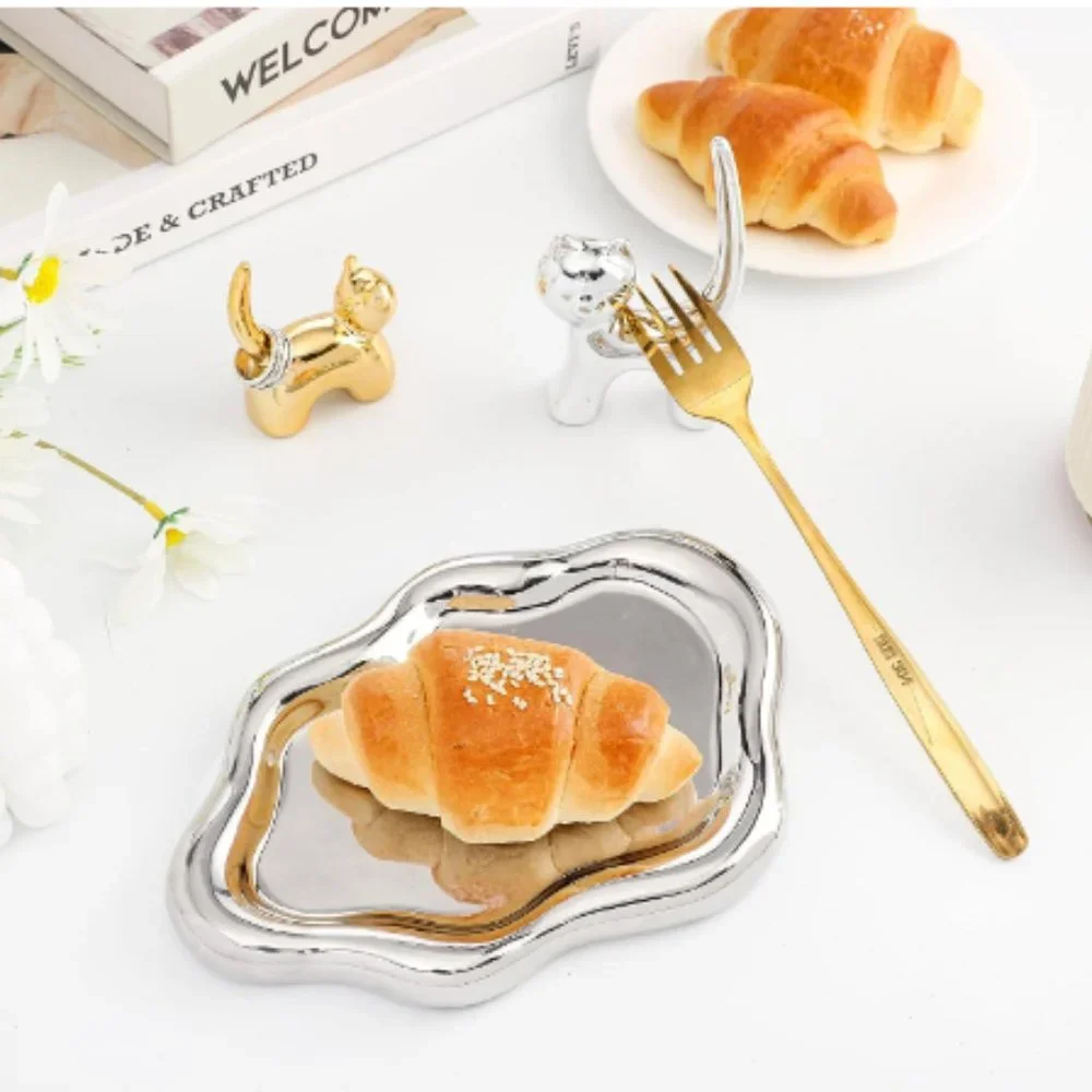 Ceramic Jewelry Cloud-Shaped Tray & 2 Removable Cat Ring Holder Set